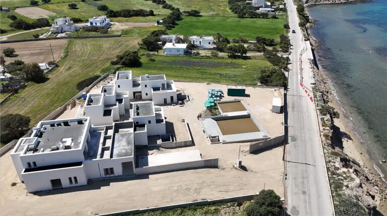 Ανέγερση Ξενοδοχειακού Συγκροτήματος Τεσσάρων (4) Αστέρων με Κολυμβητική Δεξαμενή Μήλος