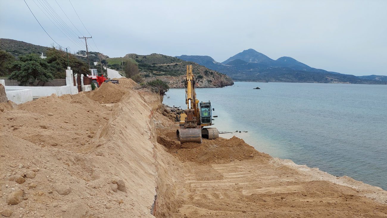 Αποκατάσταση Τμήματος Επαρχιακής οδού στην θέση 14 Μάρτυρες, νήσου Μήλου