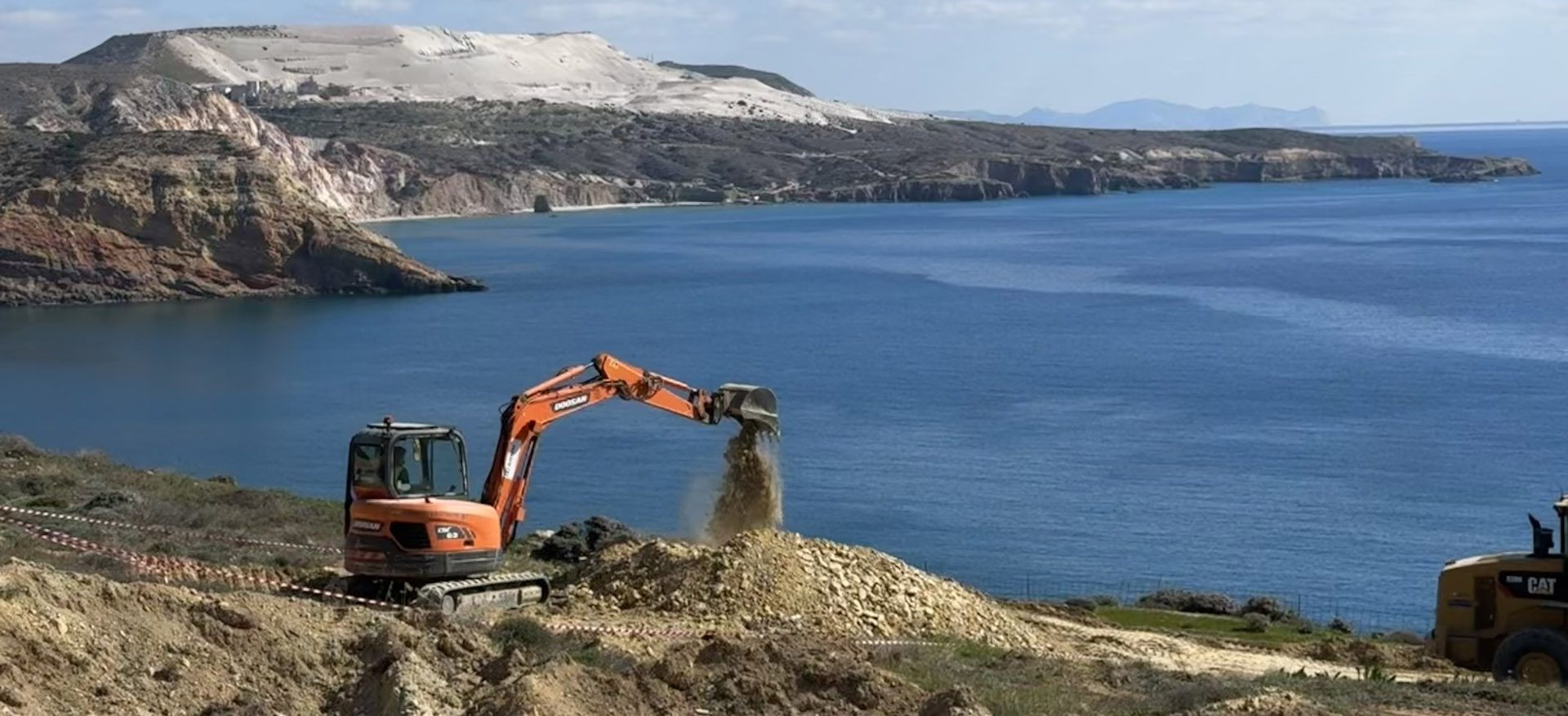 Χωματουργικές Εργασίες στη Μήλο – Αξιοπιστία, Εμπειρία & Άμεση Εξυπηρέτηση